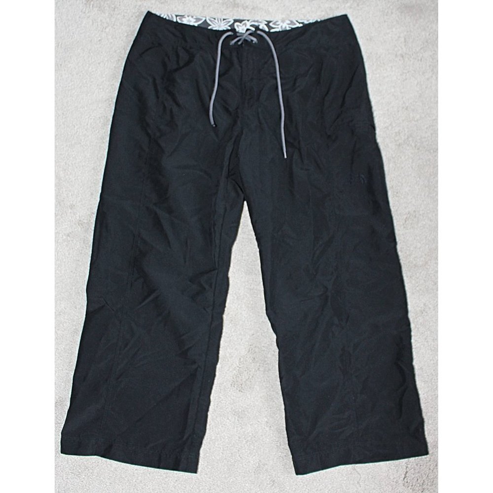 The North Face - Women's ABC Wide Leg Cargo Capri Hiking Pants, Black 12